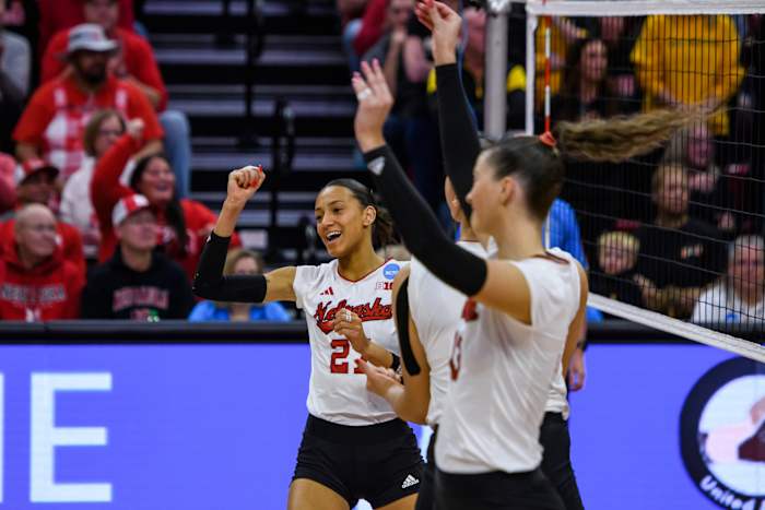 02_Harper Murray_VB vs Mizzou NCAA Rd 2 1202